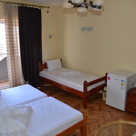 Hotel Bella Donna Kumanovo Bagian luar foto