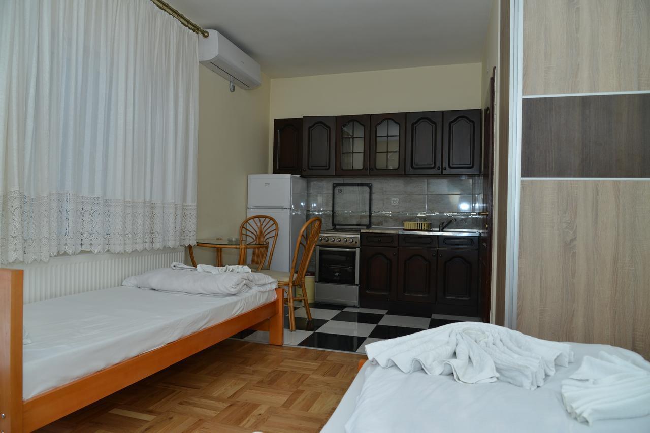 Hotel Bella Donna Kumanovo Bagian luar foto